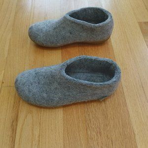 Glerups Gray Felted Wool Slippers, Size 39
